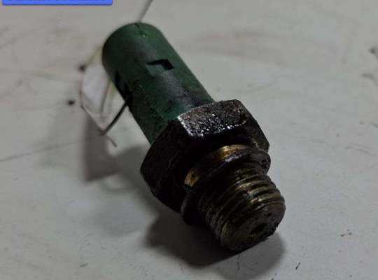 купить Датчик давления масла на Renault Scenic I (1996-2003)