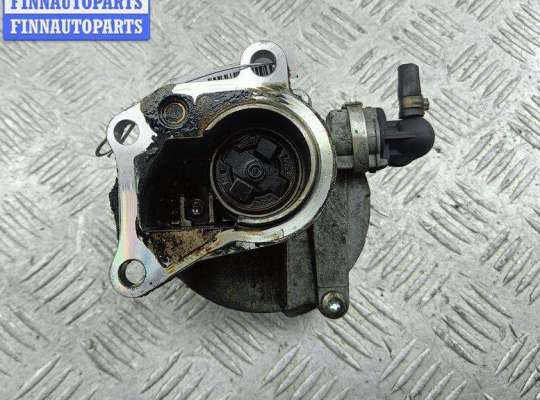 Насос вакуумный RN1574233 на Renault Scenic II (2003-2009)