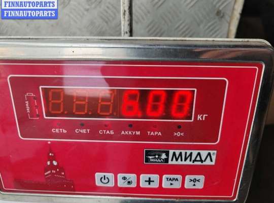 купить Обшивка двери передней правой (дверная карта) на Volkswagen Touareg