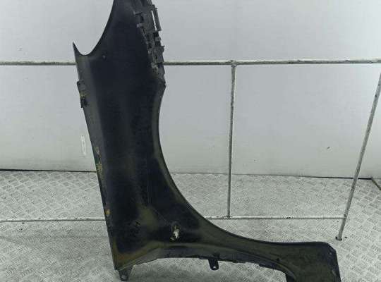 купить Крыло переднее левое на Peugeot 307