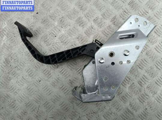 купить Педаль сцепления на Opel Zafira B (2004-2014)