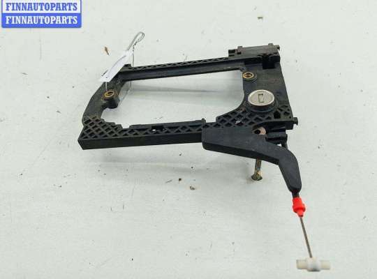 Корпус (держатель) ручки двери передней левой BM3556497 на BMW 5 E39 (1995-2003)