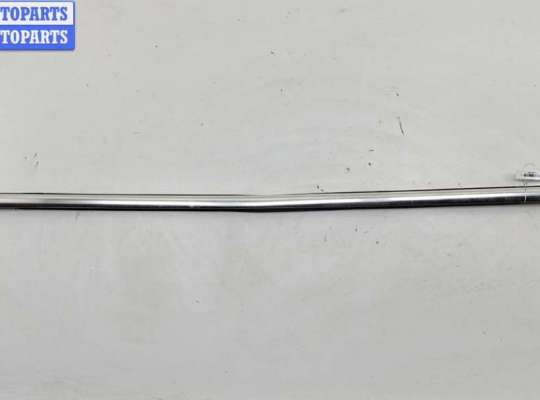 купить Молдинг стекла двери задней правой наружный на Volkswagen Passat B7