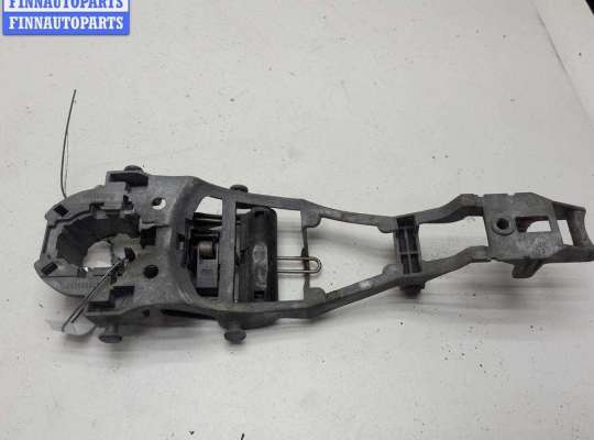 купить Корпус (держатель) ручки двери передней правой на Volkswagen Golf-5