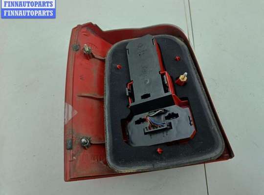 купить Фонарь задний правый на Volkswagen Passat B5