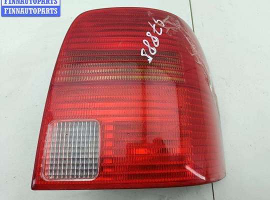 купить Фонарь задний правый на Volkswagen Passat B5