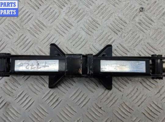 Домкрат MZ669003 на Mazda 6 (2002-2007) GG/GY