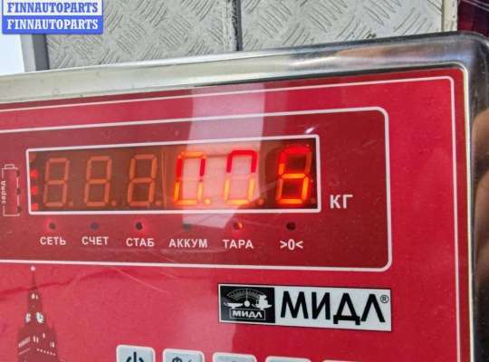 Кнопки стеклоподьемника на Ford Mondeo III