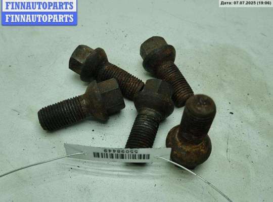 Болт колесный (гайка колесная) VG2384418 на Volkswagen Golf-4
