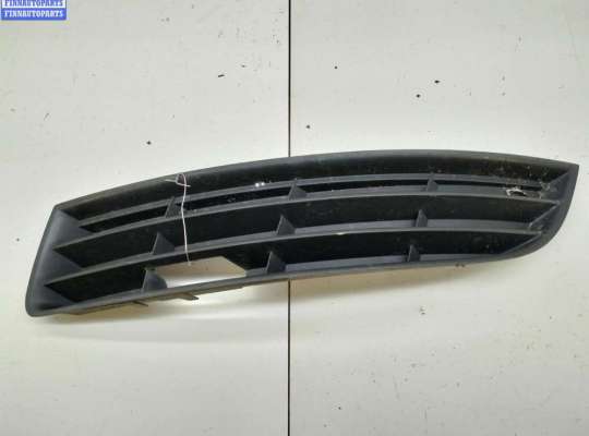 купить Решётка (заглушка) в бампер на Volkswagen Passat B6