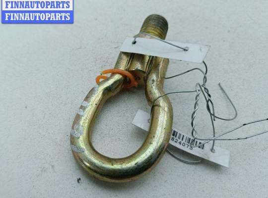 Крюк буксировочный