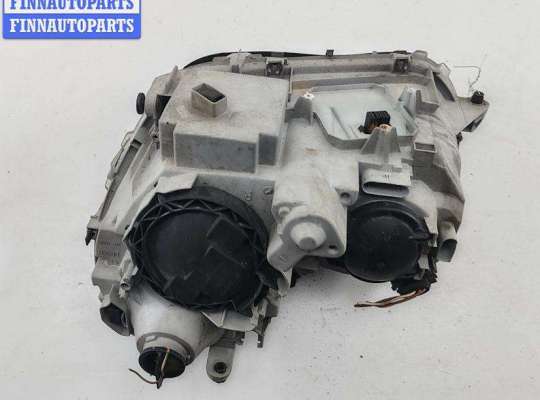 купить Фара правая на Mercedes C-Class W203 (2000-2006)