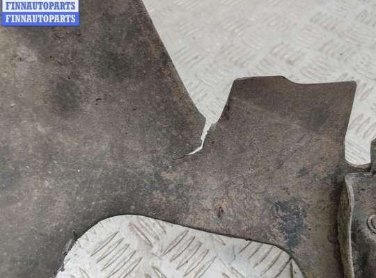 купить Бампер задний на Honda CR-V (1995-2001)