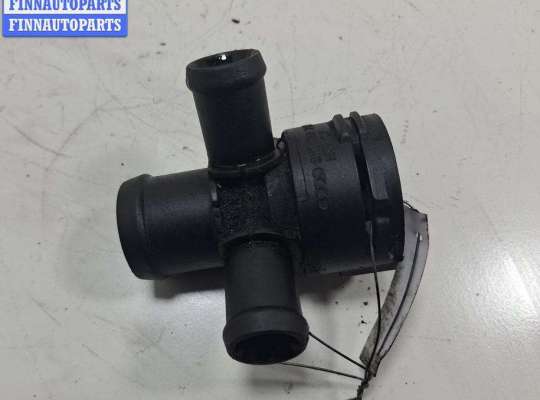 купить Фланец (тройник) системы охлаждения на Audi A4 B8 (2007-2015)