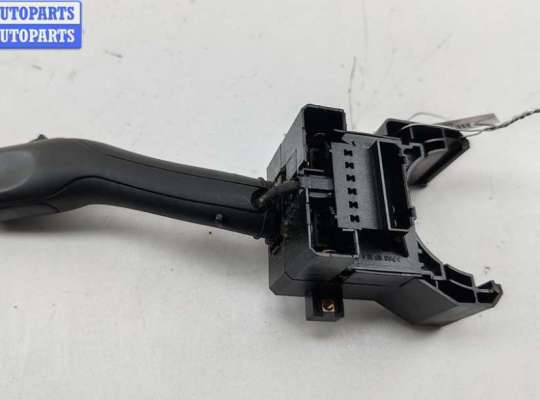 купить Переключатель дворников на Volkswagen Passat B5