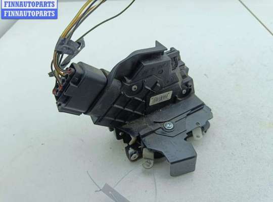 Замок боковой двери на Ford Focus II
