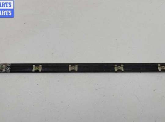 купить Молдинг двери задней левой на BMW 5 E39 (1995-2003)