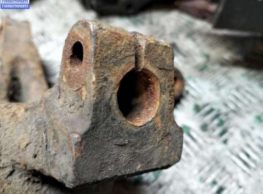 купить Ступица передняя правая на Dacia (Renault) Logan