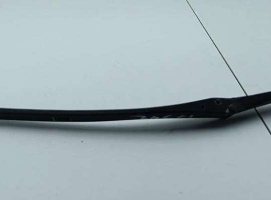 купить Щеткодержатель (поводок стеклоочистителя) передний на BMW 5 E39 (1995-2003)