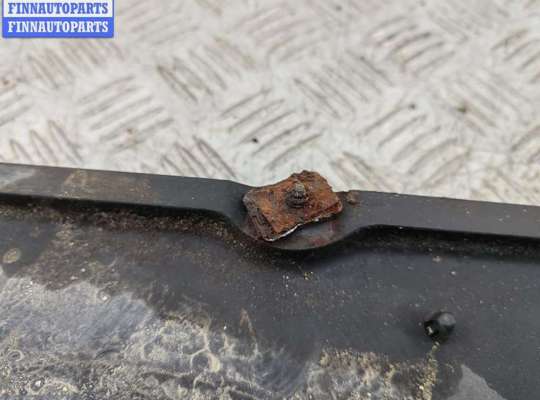 купить Диффузор (кожух) вентилятора радиатора на Volkswagen Transporter T4