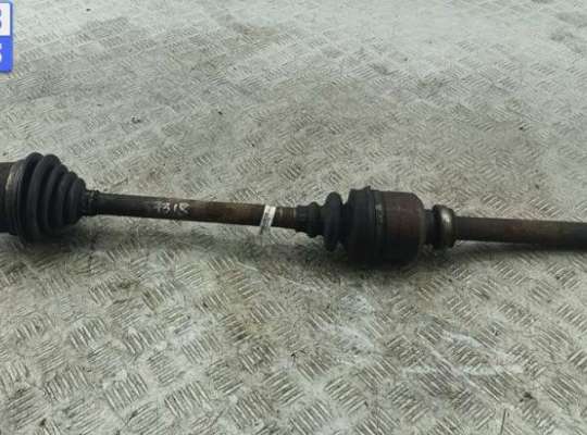 купить Полуось передняя правая на Peugeot 807