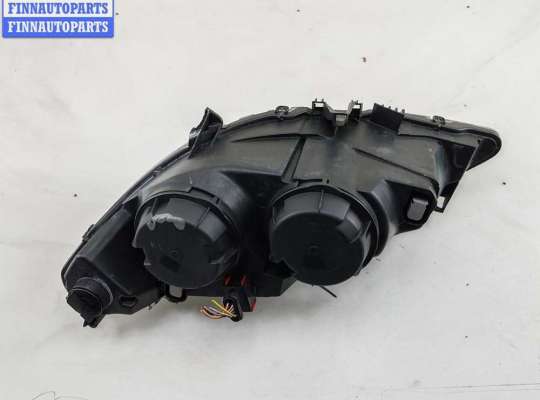 Фара передняя на Peugeot 307