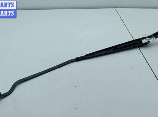 купить Щеткодержатель (поводок стеклоочистителя) передний на Ford Focus I (1998-2005)