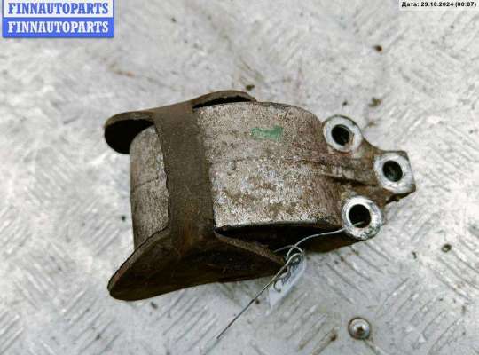 купить Подушка крепления КПП на Volvo S40 / V40 (1995-2004)