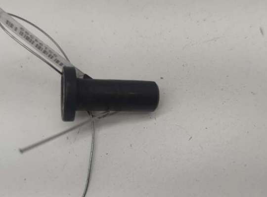 купить Кронштейн радиатора на Audi A6 C6 (2004-2011)