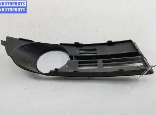 купить Решётка (заглушка) в бампер на Volkswagen Touran