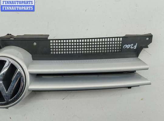 купить Решетка радиатора на Volkswagen Golf-4