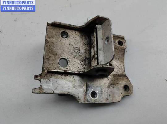 купить Кронштейн радиатора на BMW 5 F10/F11 (2009-2017)