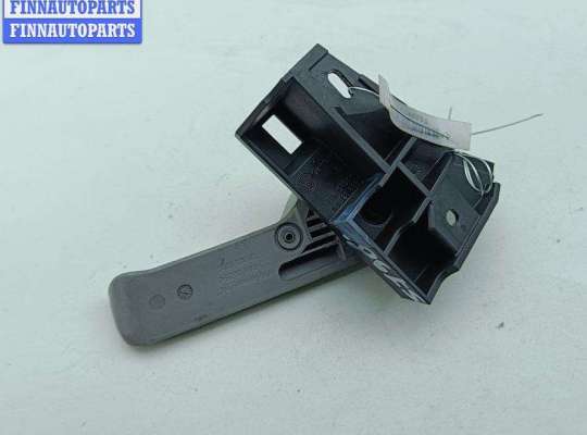 купить Ручка открывания капота на Volkswagen Golf-5