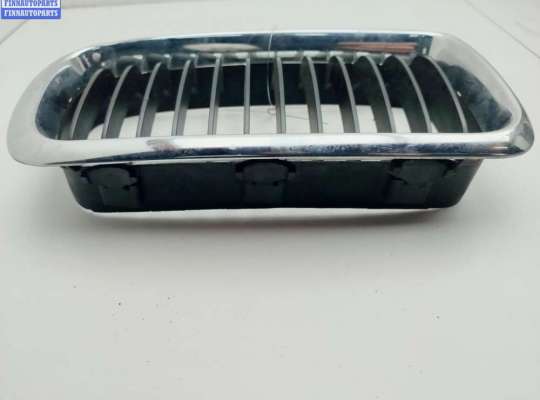 купить Решетка радиатора на BMW 7 E38 (1994-2001)