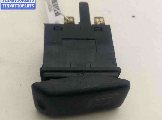 купить Кнопка обогрева заднего стекла на Volkswagen Golf-2