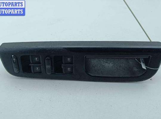 купить Блок кнопок управления стеклоподъемниками на Volkswagen Golf-4
