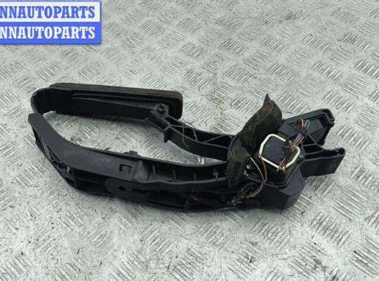 Купить Педаль газа на Mercedes C-Class W203 (2000-2006) Педаль газа MB1612807 на Mercedes C-Class W203 (2000-2006)