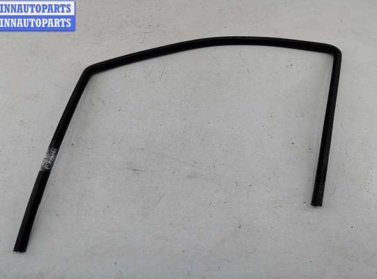 купить Уплотнитель двери передней левой на Ford Galaxy (2000-2006)