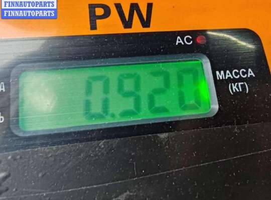 купить Петля двери передней правой на Volkswagen Passat B5