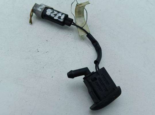 купить Форсунка омывателя на BMW 3 E46 (1998-2006)