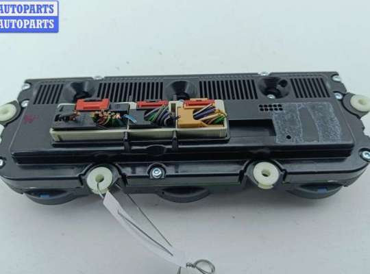 купить Переключатель отопителя на Volkswagen Passat B6