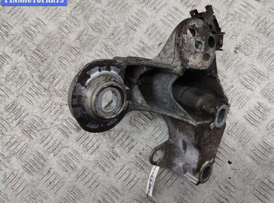 купить Кронштейн крепления на Audi A4 B6 (2001-2004)