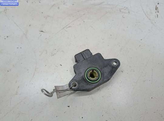 купить Датчик положения дроссельной заслонки на Opel Vectra B (1995-2002)