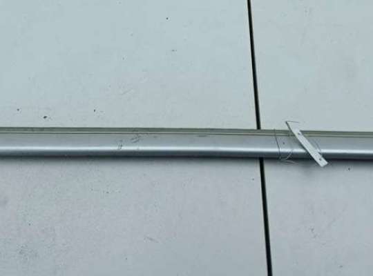 купить Молдинг двери задней левой на BMW 5 E39 (1995-2003)