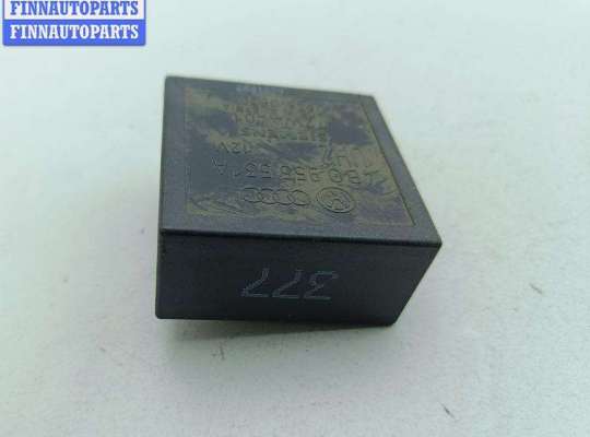 купить Реле стеклоочистителя (дворников) на Volkswagen Passat B5