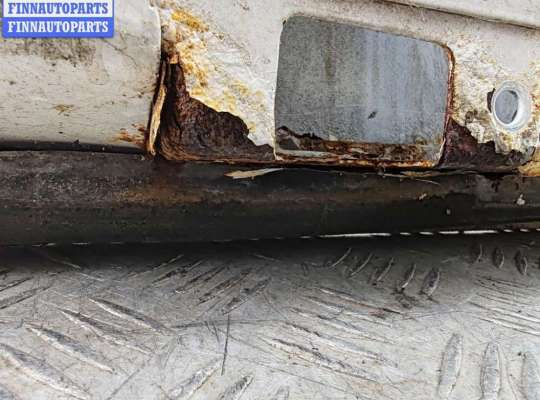 купить Дверь задняя распашная левая на Ford Transit (2000-2006)