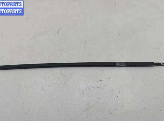 купить Молдинг стекла двери передней левой наружный на Ford Galaxy (2000-2006)