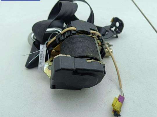 купить Ремень безопасности передний левый на Volkswagen Golf-4