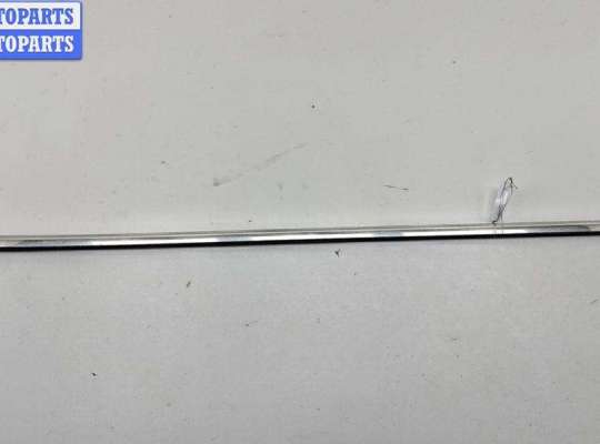 Молдинг стекла двери передней левой наружный BM3556308 на BMW 3 E46 (1998-2006)