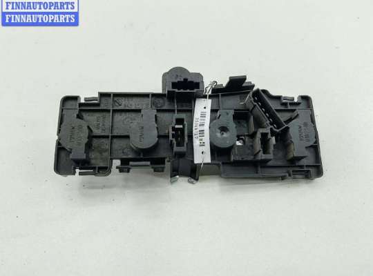 Купить Плата фонаря заднего правого на Volkswagen Passat B5+ (GP) Плата фонаря заднего правого VG2718272 на Volkswagen Passat B5+ (GP)